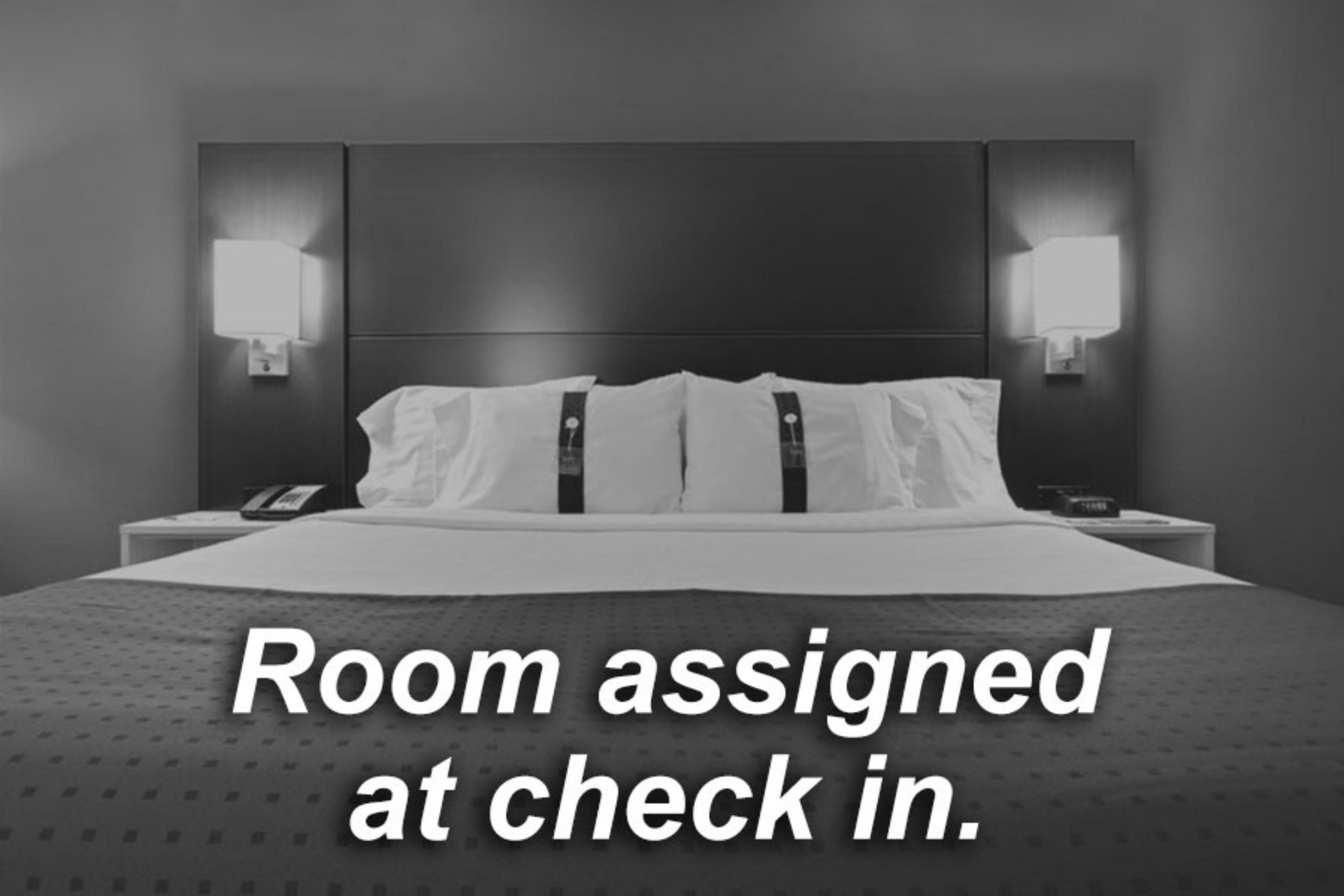 Holiday Inn Express Kenedy By Ihg מראה חיצוני תמונה